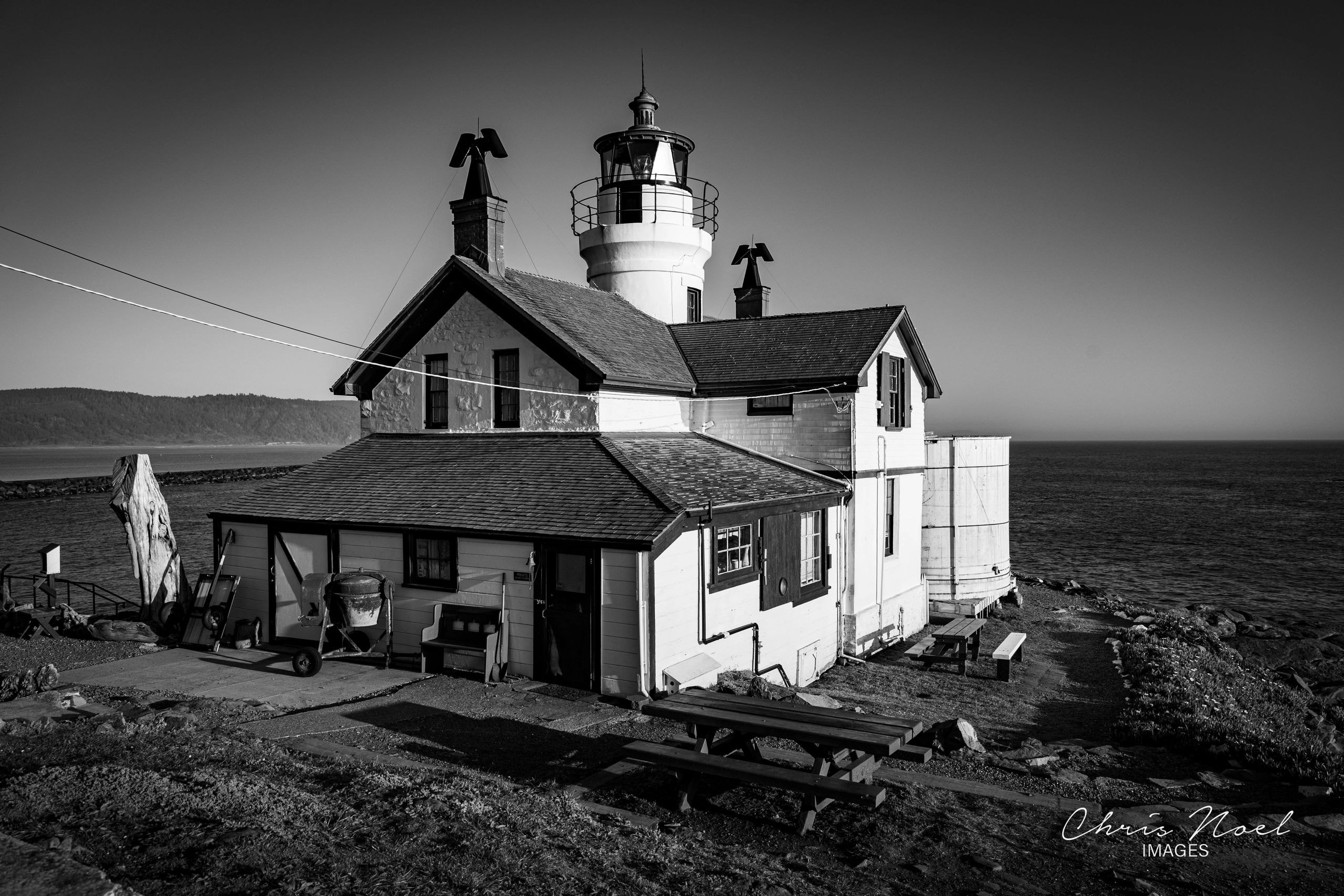 Lighthouse in black and white